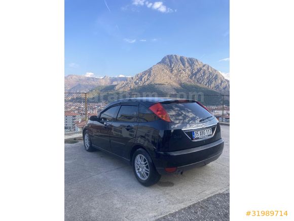 Sahibinden Ford Focus 1.6 Ghia 2002 Model