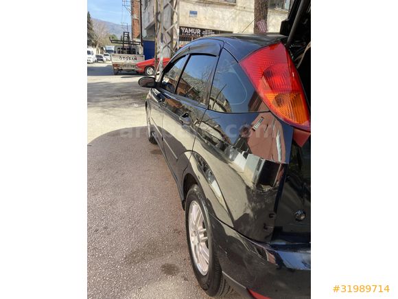 Sahibinden Ford Focus 1.6 Ghia 2002 Model