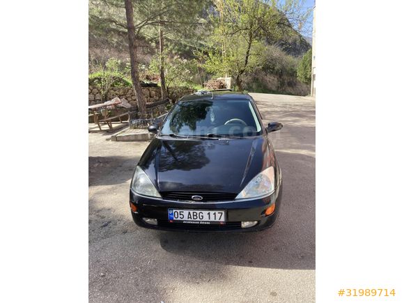 Sahibinden Ford Focus 1.6 Ghia 2002 Model