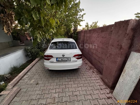 Sahibinden Skoda SuperB 1.6 TDI Elegance 2013 Model 