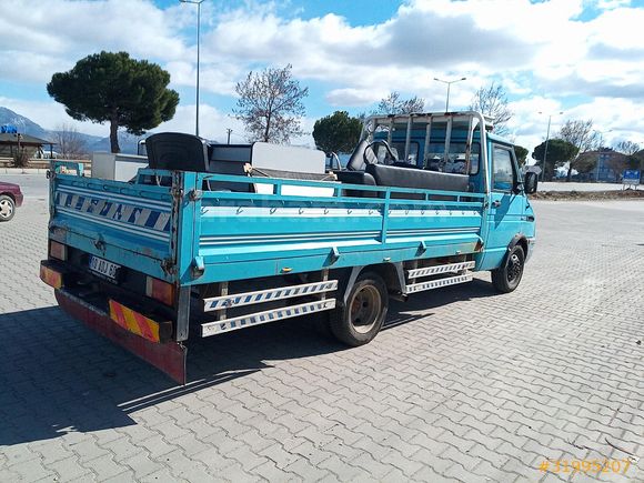 ACİL SATILIK YENİ MUAYENELİ İVECOi