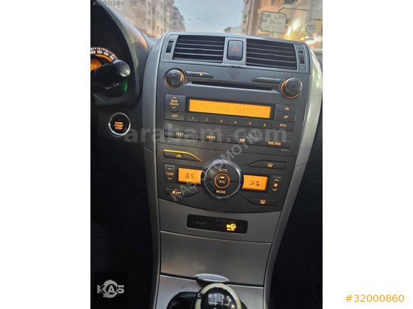 Toyota Corolla 1.6 Elegant 2011 model