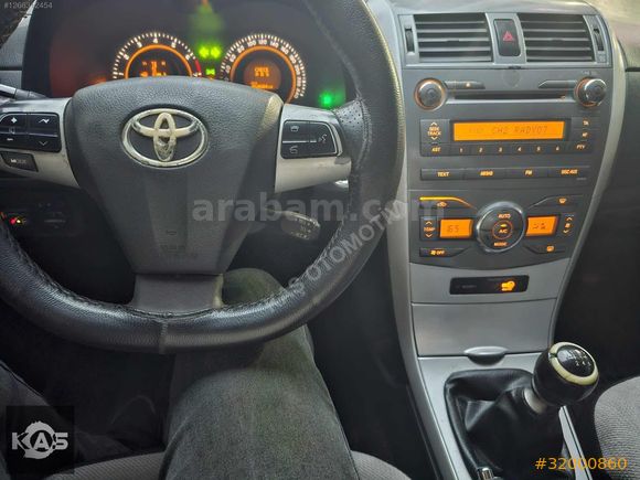Toyota Corolla 1.6 Elegant 2011 model