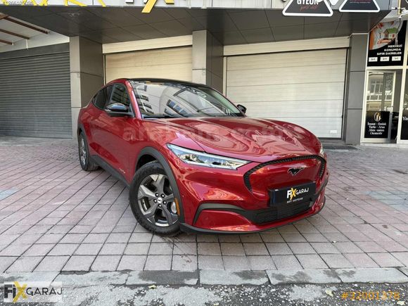 2025TRAFİĞE ÇIKIŞ 4X2 296HP EXTRA OTOPİLOT VE OTOPARK SİSTEMİ