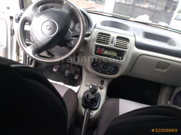 Sahibinden Renault Clio 1.4 Alize ,triger yeni değisti, muayene 13 ay var daha,2006 Model