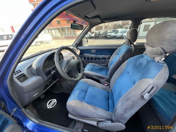 Galeriden Nissan Micra 1.3 GX 1997 Model İstanbul 306.000 km Mavi