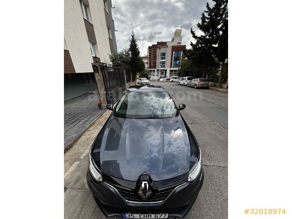 Sahibinden Renault Megane 1.3 TCe Icon 2024 Model 