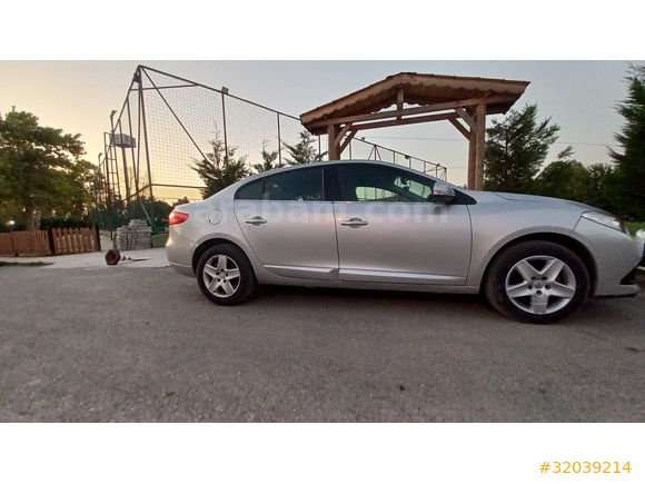 2015 touch Renault Fluence 1.5 dCi  - 3 parça boya /multımedia/sigara içilmemiş-