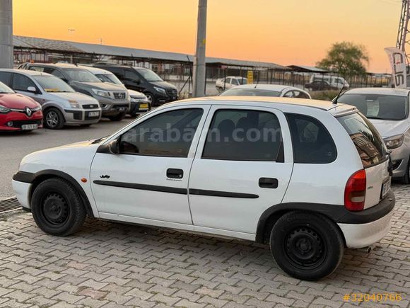 Galeriden Opel Corsa 1.4 Swing 1997 Model Afyonkarahisar