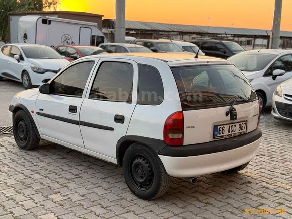 Galeriden Opel Corsa 1.4 Swing 1997 Model Afyonkarahisar