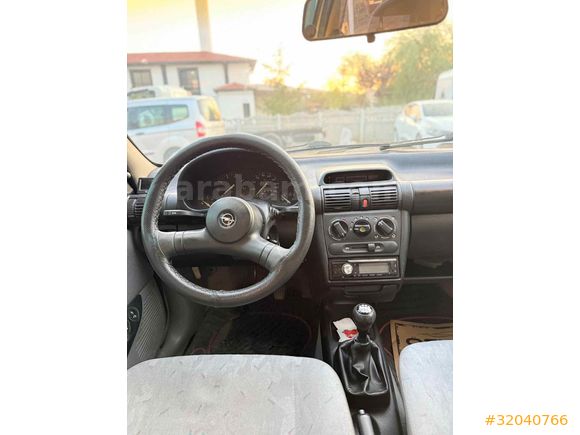 Galeriden Opel Corsa 1.4 Swing 1997 Model Afyonkarahisar