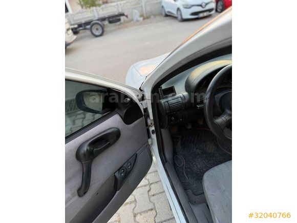 Galeriden Opel Corsa 1.4 Swing 1997 Model Afyonkarahisar