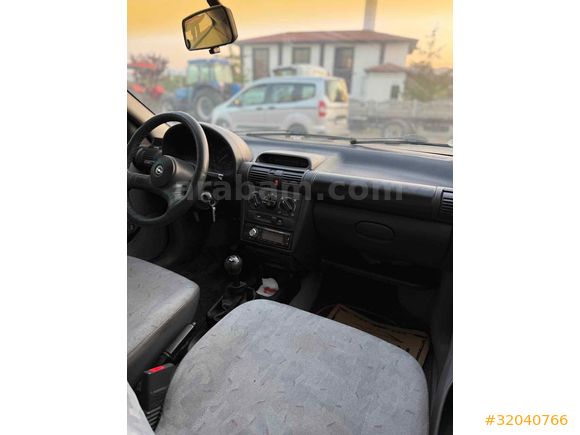 Galeriden Opel Corsa 1.4 Swing 1997 Model Afyonkarahisar