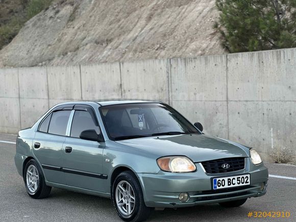 Sahibinden Hyundai Accent 1.3 Admire 2004   Üste vere bileceğim araçlarla takas olur