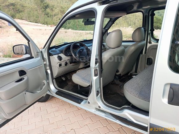 Sahibinden Renault Kangoo Multix 1.5 dCi Authentique 2004 Model  245.000 km Gri (metalik)