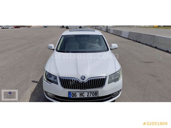 2015 MODEL SÜPERB BOYASIZ HATASIZ ORJİNAL SANRUFLU DSG DİZEL LED