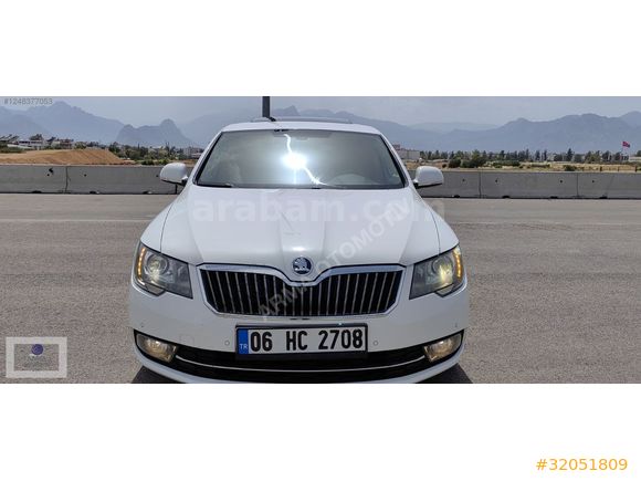 2015 MODEL SÜPERB BOYASIZ HATASIZ ORJİNAL SANRUFLU DSG DİZEL LED
