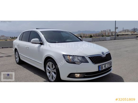 2015 MODEL SÜPERB BOYASIZ HATASIZ ORJİNAL SANRUFLU DSG DİZEL LED
