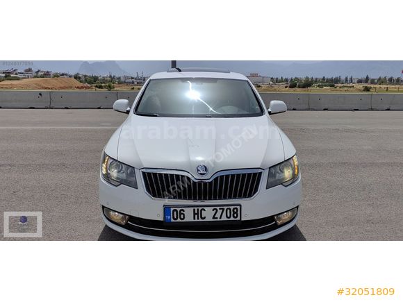 2015 MODEL SÜPERB BOYASIZ HATASIZ ORJİNAL SANRUFLU DSG DİZEL LED