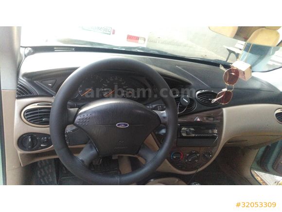 Sahibinden Ford Focus 1.6 Ghia 2000 Model