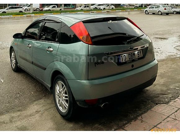Sahibinden Ford Focus 1.6 Ghia 2000 Model