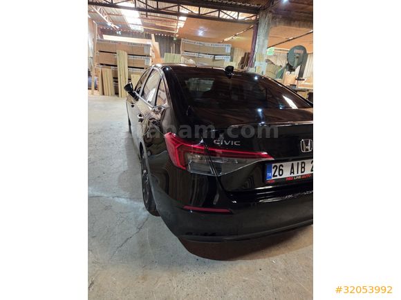 Sahibinden Honda Civic 1.5 i-VTEC Eco Executive Plus 2023 Model