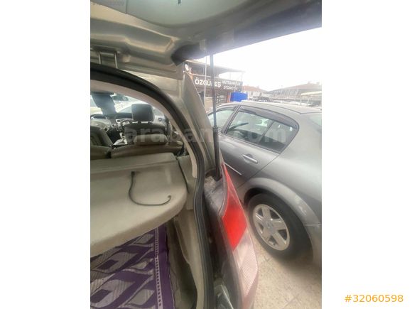 2005 model 1.6  16valf scenic