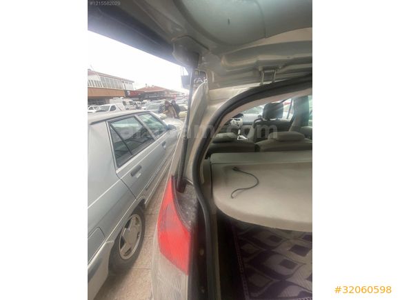 2005 model 1.6  16valf scenic