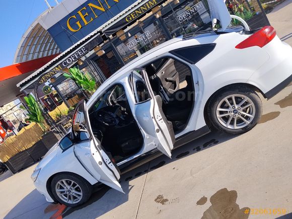 Sahibinden Ford Focus 1.6 Ti-VCT Trend X 2017 Model