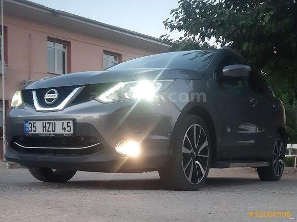 Hatasız Boyasız Sahibinden Nissan Qashqai 1.6 dCi Platinum Premium Pack 2014 Model İzmir