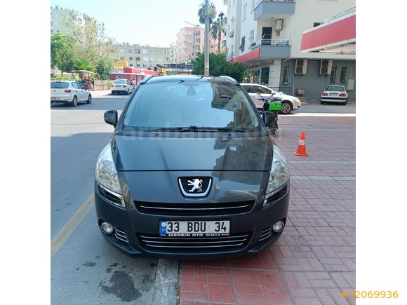 SAHİBİNDEN 2011 MODEL PEUGEOT 5008 1.6 HDi PREMİUM PACK CAM TAVANLI TV+