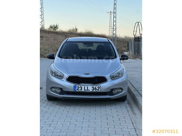 Sahibinden Kia Ceed 1.6 CRDi Concept Plus 2013 Model 