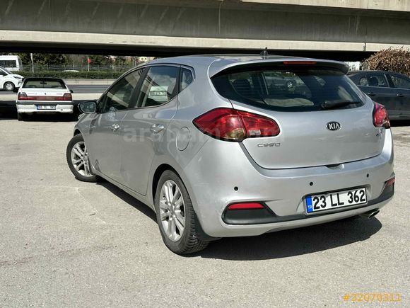 Sahibinden Kia Ceed 1.6 CRDi Concept Plus 2013 Model 
