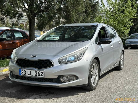 Sahibinden Kia Ceed 1.6 CRDi Concept Plus 2013 Model 