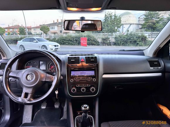 Sahibinden Volkswagen Jetta 1.6 TDi Primeline 2011 Model 
