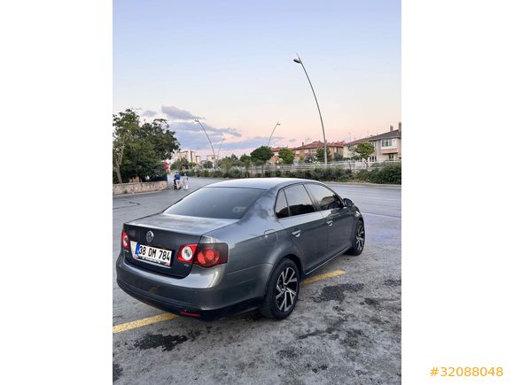 Sahibinden Volkswagen Jetta 1.6 TDi Primeline 2011 Model 
