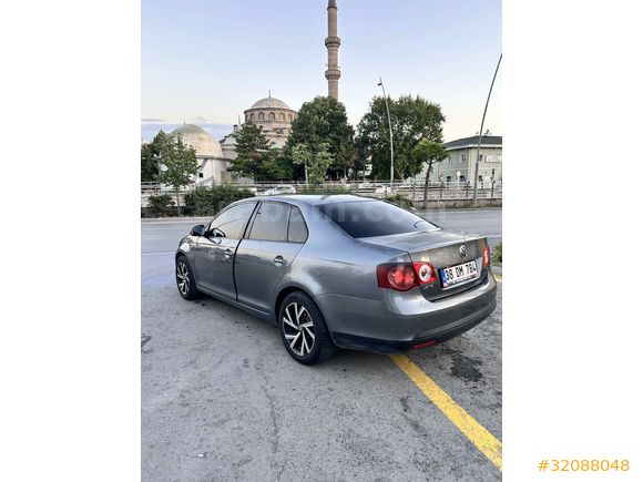 Sahibinden Volkswagen Jetta 1.6 TDi Primeline 2011 Model 