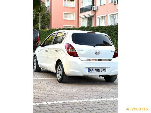 Sahibinden Hyundai i20 1.2 MPI Team 2012 Model 