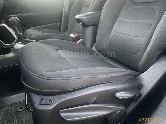 GARAJ ELİT`ten TERTEMİZ 4*4 JEEP RENEGATE