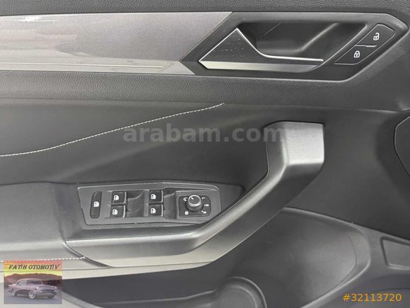 ''2022 VW T-ROC STYLE HATASIZ İLK EL SERVİS BAKIMLI''