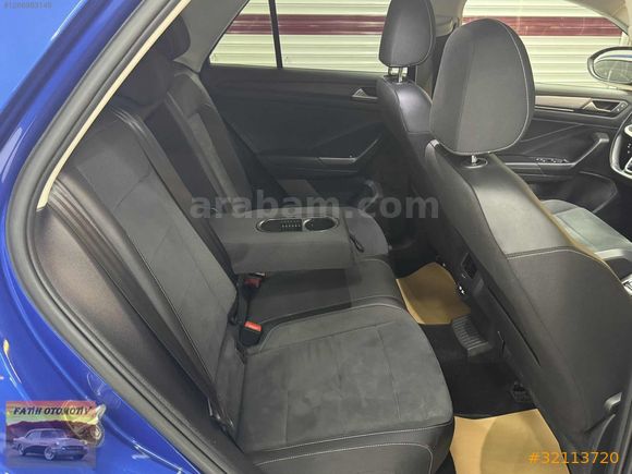 ''2022 VW T-ROC STYLE HATASIZ İLK EL SERVİS BAKIMLI''