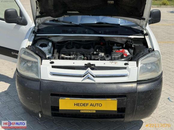 HEDEF AUTO'DAN KLİMALI 2003 BERLINGO 1.9 ÇİFT SÜRGÜ