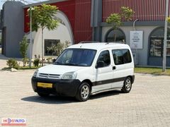HEDEF AUTO'DAN KLİMALI 2003 BERLINGO 1.9 ÇİFT SÜRGÜ