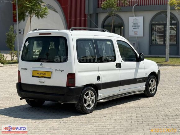 HEDEF AUTO'DAN KLİMALI 2003 BERLINGO 1.9 ÇİFT SÜRGÜ
