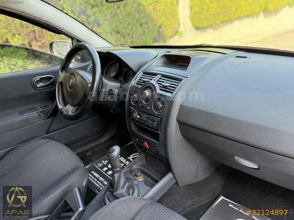 RENAULT MEGANE 2