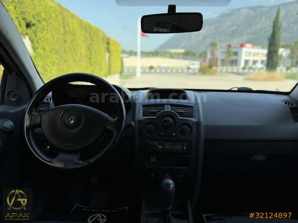 RENAULT MEGANE 2