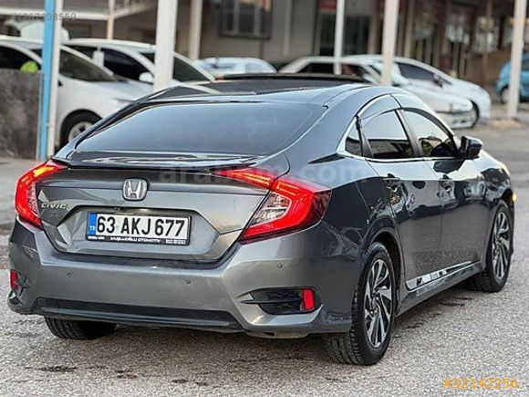 ELİT 01 AUTO'DAN MASRAFSIZ BAKIMLI CIVIC