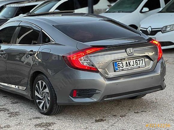 ELİT 01 AUTO'DAN MASRAFSIZ BAKIMLI CIVIC