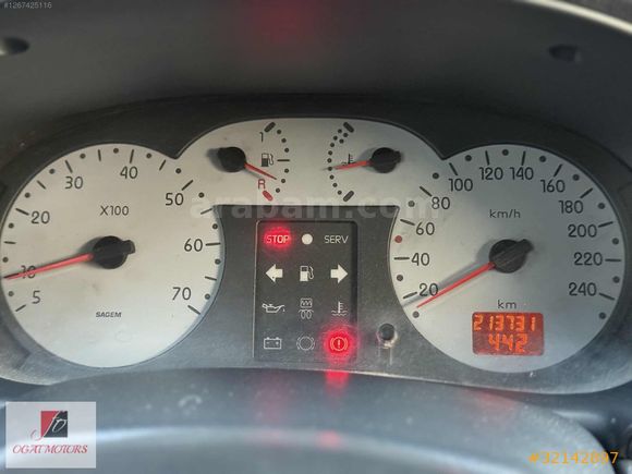 FRANSIZ CLİO 1.4 16VALF KLİMALI 213 BİN KM