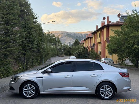 2019 MEGANE 4 1.6 96.000KM